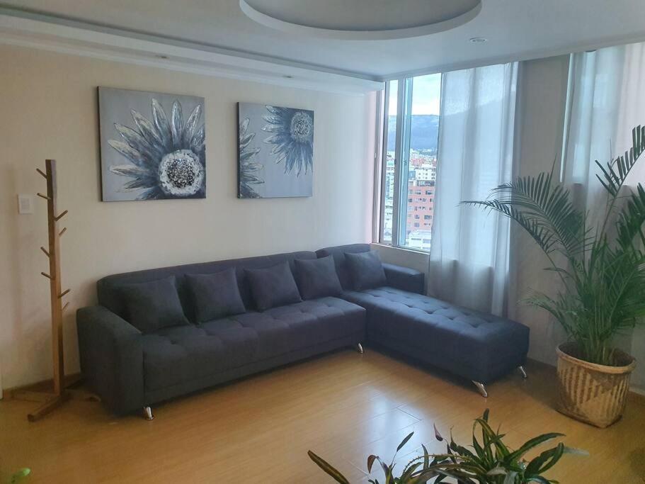 Bella Amoblada, Sector Exclusivo La Carolina. 公寓 Quito
